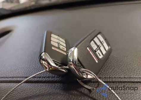 2021 Honda Passport Awd Elite z USA, uszkodzony, nr VIN 5FNYF8H02MB006281